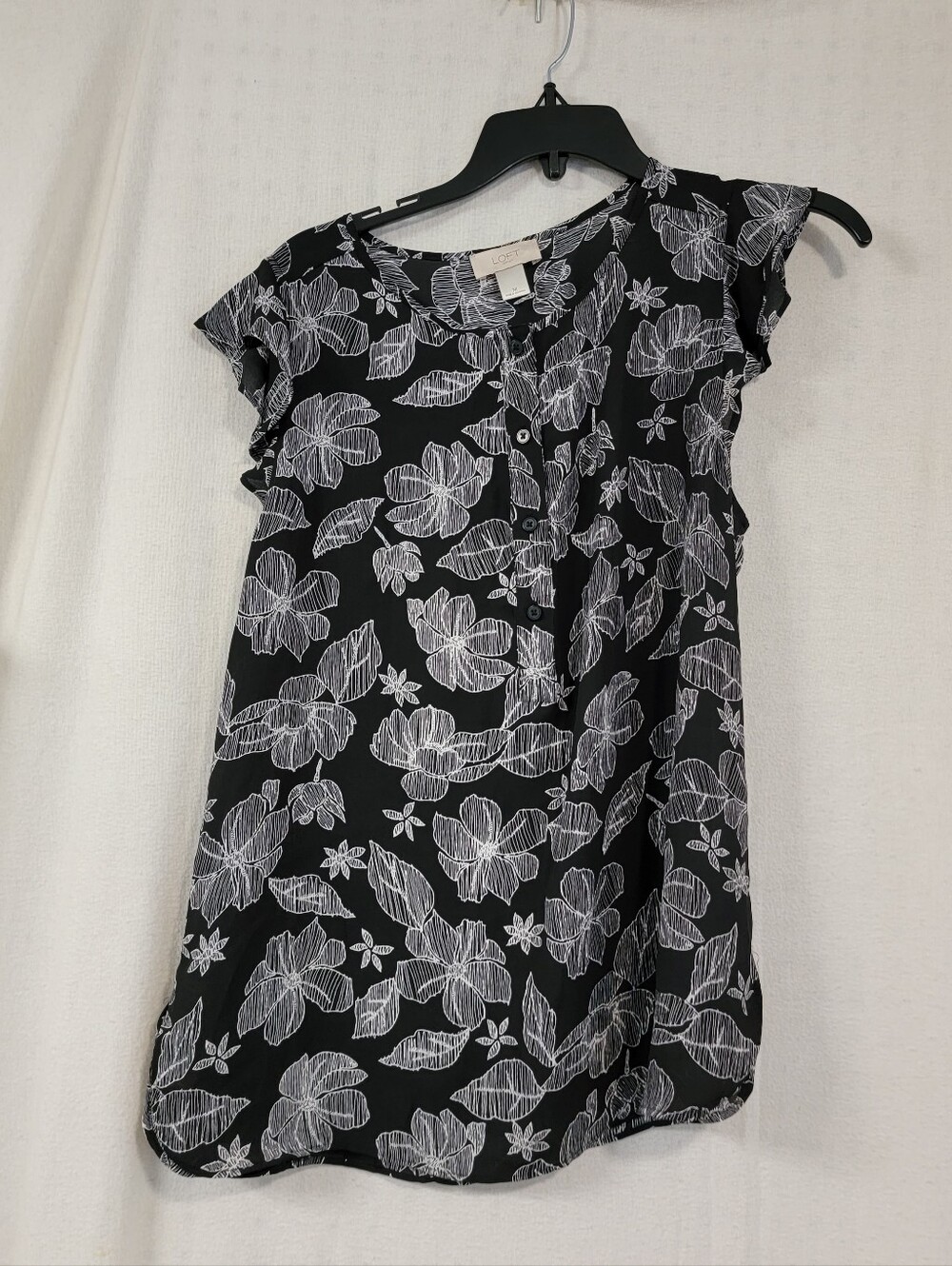 LOFT Black Floral Henley Cap-Sleeve Top Size Medium